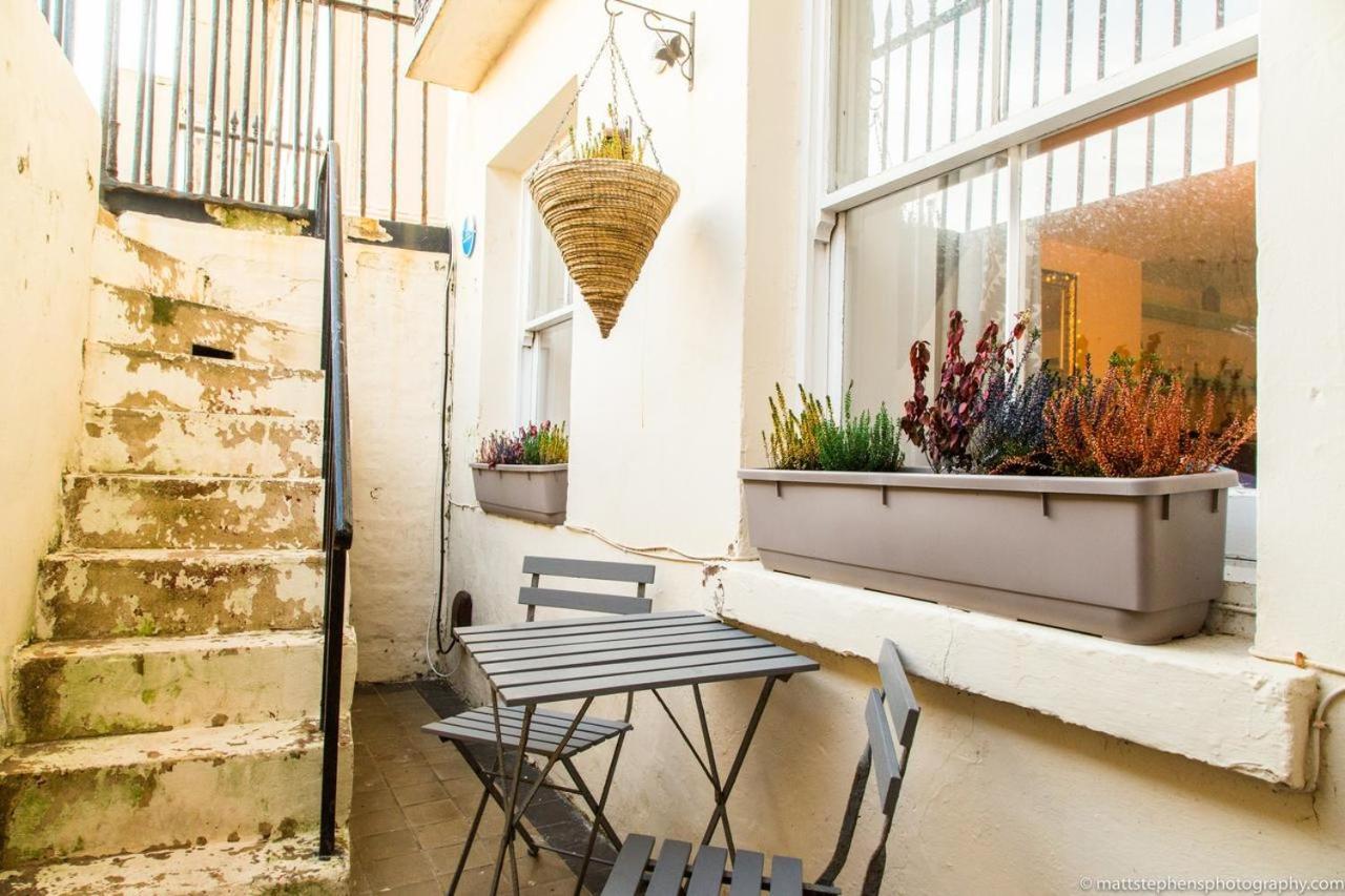 Seafront Apartment With Garden Brighton Eksteriør bilde